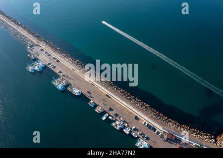 Drohnenschießen das Schloss sile und seine Umgebung, sile, istanbul, türkei Stockfoto