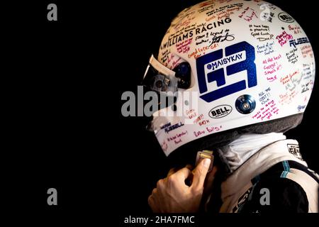 Abu Dhabi, VAE. 11th Dez 2021. George Russell (GBR) Williams Racing. Abu Dhabi Grand Prix, Samstag, 11th. Dezember 2021. Yas Marina Circuit, Abu Dhabi, VAE. Quelle: James Moy/Alamy Live News Stockfoto