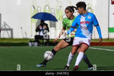 Pomigliano, Italien. 11th Dez 2021. Giorgia Tudisco (23) Pomigliano Calcio Femminile während des italienischen Fußballspiels Seria A Women 2021/2022 zwischen Pomigliano Femminile und Napoli Femminile am 11. Dezember 2021 im Stadion Ugo Gobbato in Pomigliano Italien Credit: Independent Photo Agency/Alamy Live News Stockfoto