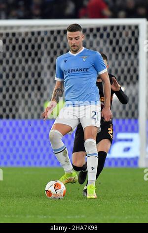 Rom, Italien. 9th Dez 2021. Sergej Milinkovi?-Savi? Der SS LAZIO im Einsatz während des UEFA Europa League-Spiels der Gruppe E zwischen Lazio Roma und Galatasaray A? Im Stadio Olimpico am 9th. Dezember 2021 in Rom, Italien. (Bild: © Domenico Cippitelli/Pacific Press via ZUMA Press Wire) Stockfoto