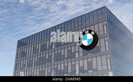 München, Deutschland. 14. Oktober 2021. Nur zur redaktionellen Verwendung, 3D CGI. BMW AG Autohersteller Corporation Motors Signage Logo auf der Oberseite des Glasgebäudes. Arbeitsplatz Ca. Stockfoto