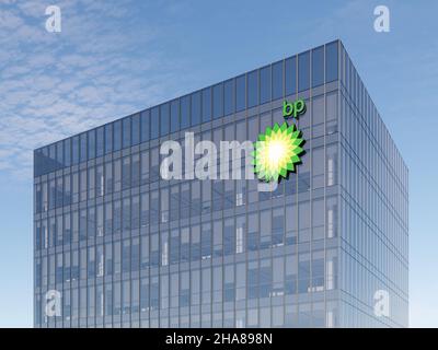 London, Großbritannien. 7. November 2021. Nur zur redaktionellen Verwendung, 3D CGI. BP-Beschriftungen auf dem Glasgebäude. British Petroleum Workplace of Gas and Stockfoto