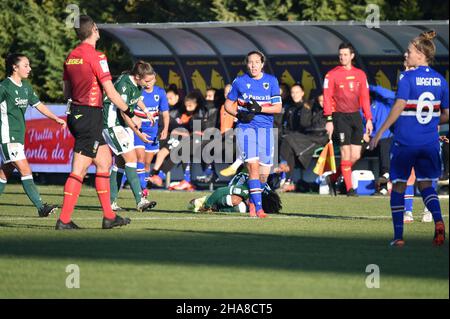 Verona, Italien. 11th Dez 2021. Stefania Tarenzi (Sampdoria) während Hellas Verona Women vs UC Sampdoria, Italienischer Fußball Serie A Frauenspiel in Verona, Italien, Dezember 11 2021 Kredit: Unabhängige Fotoagentur/Alamy Live News Stockfoto