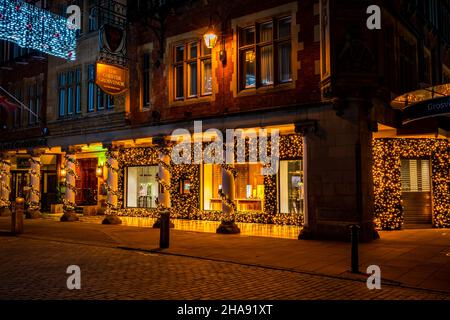 CHESTER, CHESHIRE, GROSSBRITANNIEN - 06. DEZEMBER 2021 Stockfoto