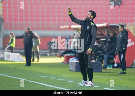 Fabio Grosso (Cheftrainer von Frosinone) beim AC Monza gegen Frosinone Calcio, italienisches Fußballspiel der Serie B in Monza (MB), Italien, Dezember 11 2021 Stockfoto