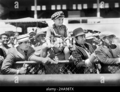 Jackie Cooper (Junge), Wallace Beery, am Set des Films, „The CHAMP“, MGM, 1931 Stockfoto