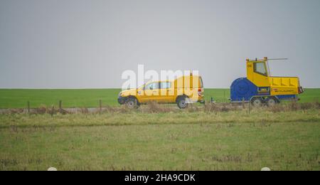 Skylaunch-Seilwinde-Startsystem wird am Ende einer Airfeld-Start- und Landebahn, Wiltshire UK, abgeschleppt Stockfoto