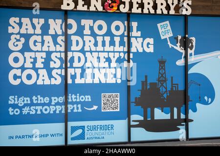 Sydney, großes Plakat ermutigt Einwände gegen PEP 11, eine Erdöl-Explorationsgenehmigung Offshore-Bohrungen für Gas in Sydney Becken, Surfriders Association Stockfoto