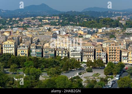 Blick auf die Altstadt von Korfu und den Spianada-Platz, Griechenland Stockfoto