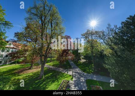 Blick auf den Fronhof und die ehemalige Fürstbischöfliche Residenz in Augsburg Stockfoto