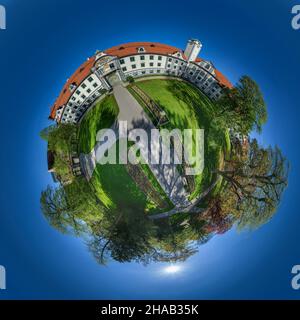 Blick auf den Fronhof und die ehemalige Fürstbischöfliche Residenz in Augsburg Stockfoto