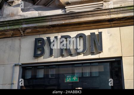 Edinburgh, Schottland- No''V 20, 2021: Das Schild für Byron in Edinburgh. Stockfoto