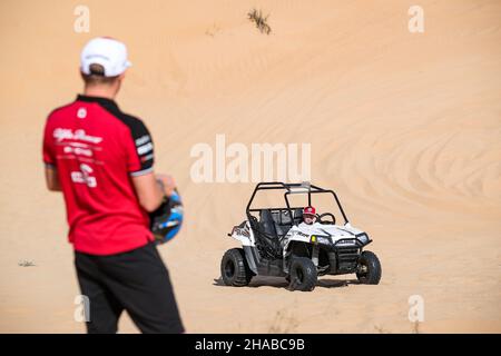 Yas Island, Vereinigte Arabische Emirate. 12th Dez 2021. RÄIKKÖNEN Robin, Sohn von RÄIKKÖNEN Kimi (FIN), während des Formel 1 Etihad Airways Abu Dhabi Grand Prix 2021, 22th Runde der FIA Formel 1 Weltmeisterschaft 2021 vom 10. Bis 12. Dezember 2021 auf dem Yas Marina Circuit, auf Yas Island, Abu Dhabi - Foto: Florent Gooden/DPPI/LiveMedia Kredit: Independent Photo Agency/Alamy Live News Stockfoto