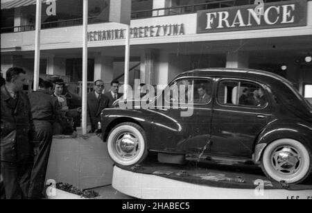 Poznañ, 1949-04-23. XXII Miêdzynarodowe Targi Poznañskie (23 IV-10 V). wb PAP Posen, 23. April 1949. Die 22nd Poznan International Fair (23. April-10. Mai). wb PAP Stockfoto