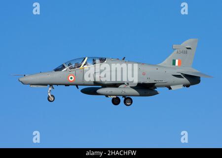 Indische Luftwaffe BAE Systems Hawk 132 landete auf Malta mit der Lieferung von BAE an die indische Luftwaffe Stockfoto