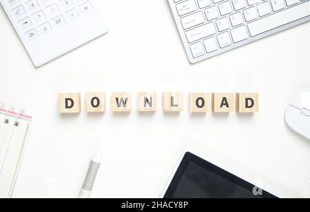 Download Wort auf Holzwürfel. Schreibtisch Stockfoto