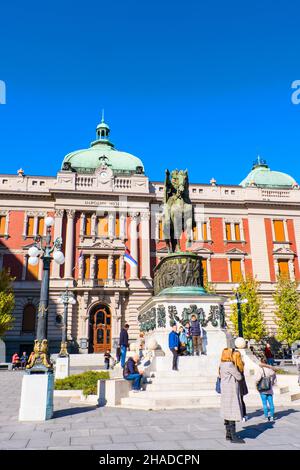 Nationalmuseum und Prinz-Mihailo-Gedenkstatue, Trg Republike, Belgrad, Serbien Stockfoto