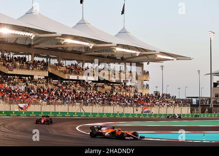 Abu Dhabi, Abu Dhabi. 12th Dez 2021. Lando Norris (GBR) McLaren MCL35M. Abu Dhabi Grand Prix, Sonntag, 12th. Dezember 2021. Yas Marina Circuit, Abu Dhabi, VAE. Quelle: James Moy/Alamy Live News Stockfoto
