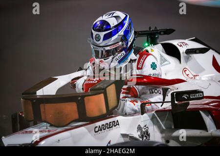 # 7 Kimi Räikkönen (FIN, Alfa Romeo Racing ORLEN) nach dem Absturz Stockfoto