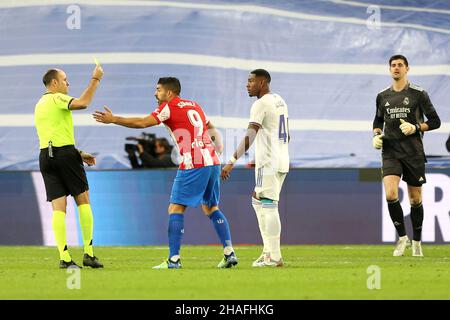 Madrid, Spanien. 12th Dez 2021. Madrid, Spanien; 12.12.2021.- Real Madrid gegen Atletico de Madrid Football Soccer to La Liga Spain Match 17 2021-2022 in Santiago Bernabeu, Madrid. Atlético de Madrid-Spieler Luis Suarez. Quelle: Juan Carlos Rojas/dpa/Alamy Live News Stockfoto