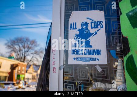 Minneapolis, Usa. 12th Dez 2021. Atmosphäre am George Floyd Square an der Ecke von 38th Street und Chicago Avenue am 12. Dezember 2021 in Minneapolis, Minnesota. Foto von Chris Tuite/ImageSPACE/Sipa USA Credit: SIPA USA/Alamy Live News Stockfoto