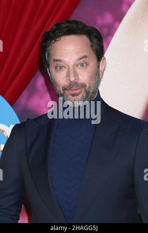 LOS ANGELES - DEZ 12: Nick Kroll bei der Sing 2 Premiere im Greek Theatre am 12. Dezember 2021 in Los Angeles, CA Stockfoto