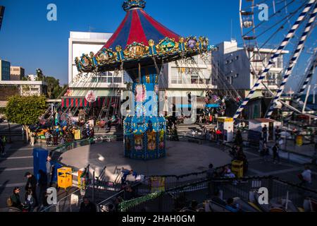 Limassol, Zypern - 11. Dezember 2021 Stadtbild in der Altstadt im Herzen der Stadt Limassol auf der Insel Zypern, die Architektur der Th Stockfoto