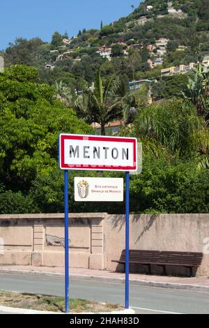 Ortsname, Stadtschild Menton Frankreich. Stockfoto