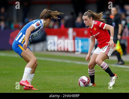 CRAWLEY, Großbritannien, DEZEMBER 12: Ella Toone von Manchester United Women während der Barclays FA Woman Super League zwischen Brighton und Hove Albion und Stockfoto