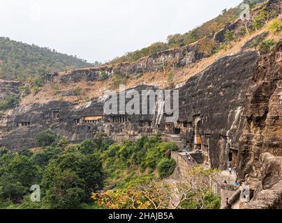 Ajanta Caves lange Ansicht des 4th. Jahrhunderts in Maharastra Stockfoto