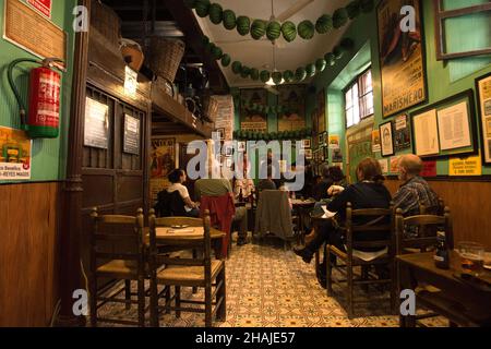 Flamenco-Vorstellung im El Pasaje tabanco in Jerez de la Frontera Stockfoto