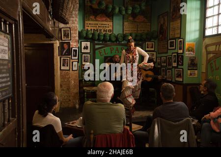 Flamenco-Vorstellung im El Pasaje tabanco in Jerez de la Frontera Stockfoto
