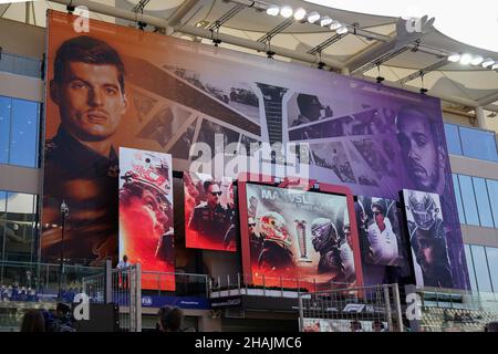 Yas Marina Circuit, Yas Island 12th. Dezember 2021 das Podium während der FORMEL 1 ETIHAD AIRWAYS ABU DHABI GRAND PRIX 2021 Vereinigte Arabische Emirate Eleanor Hoad Credit: Every Second Media/Alamy Live News Stockfoto