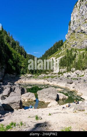 Wunderschönes Tal des Triglav-Sees im Nationalpark Triglav in den slowenischen Julischen Alpen. Stockfoto