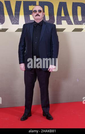 Madrid, Spanien. 13th Dez 2021. Carlos Areces nimmt an der Premiere von „Sin Novedad“ im Kino Callao in Madrid Teil. Kredit: SOPA Images Limited/Alamy Live Nachrichten Stockfoto