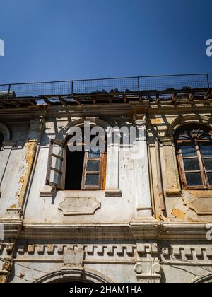 Verlassene alte Haus in Kandy Stadt, Sri Lanka Stockfoto