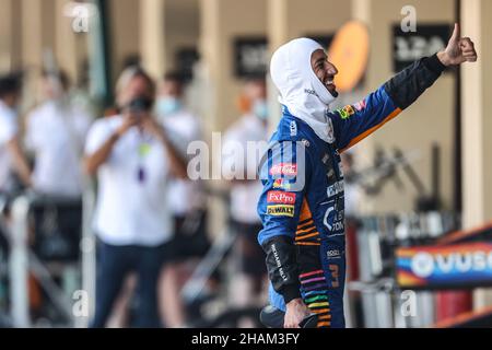 Abu Dhabi, Abu Dhabi. 14th Dez 2021. Daniel Ricciardo (AUS) McLaren. 14.12.2021. Formula 1 Testing, Yas Marina Circuit, Abu Dhabi, Dienstag. Bildnachweis sollte lauten: XPB/Press Association Images. Quelle: XPB Images Ltd/Alamy Live News Stockfoto