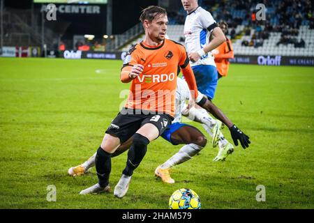 Odense, Dänemark. 12th, Dezember 2021. Jakob Ankersen (9) vom FC Randers beim Sydbank Cup-Spiel zwischen Odense Boldklub und dem FC Randers im Nature Energy Park in Odense. (Foto: Gonzales Photo - Kent Rasmussen). Stockfoto