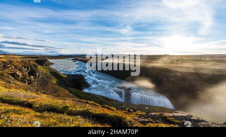 Gullfoss Golden Falls Wasserfall Langzeitbelichtung Draufsicht Stockfoto