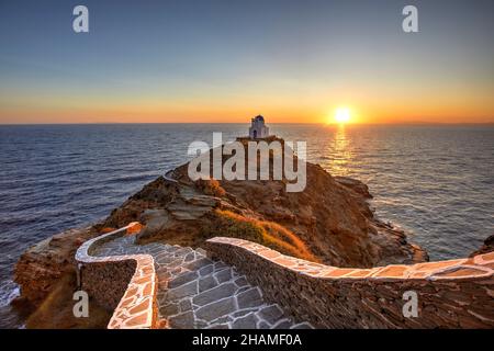 Die Kirche der sieben Märtyrer in Kastro, Sifnos, Kykladen, Griechenland Stockfoto