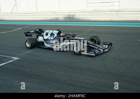 14.12.2021, Yas Marina Circuit, Abu Dhabi, Formel-1-Testfahrten, im Bild Liam Lawson (NZL), Scuderia AlphaTauri Honda Stockfoto