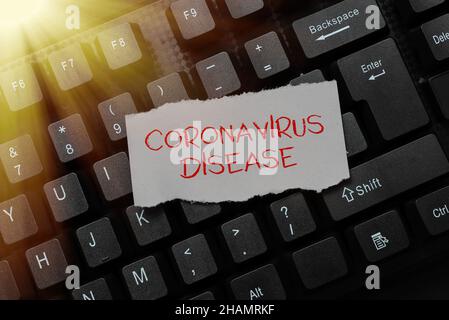 Schreiben mit Text Coronavirus Disease. Geschäftskonzept definiert als Krankheit, die durch einen neuartigen Virus verursacht wird SARSCoV2 Abstract Typing Product Stockfoto