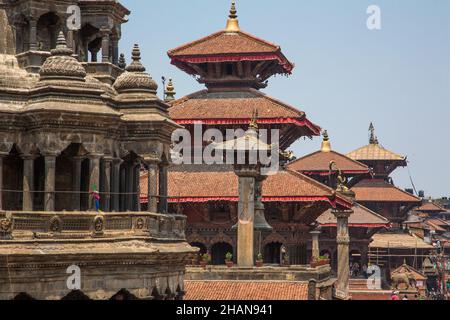 Hindu-Tempel des Patan Durbar Square, von links nach rechts: Krishna, Taleju Bell, Harishankar, Vishwonath & Bhimsen Tempel. Nepal. Stockfoto