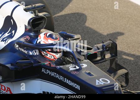 14th. Dezember 2021; Yas Marina Circuit, Abu Dhabi, Vereinigte Arabische Emirate: FIA Abu Dhabi F1 Nachsaison Pirelli und Jungfahrertest, Tag 1: AlphaTauri Honda, Liam Lawson Stockfoto