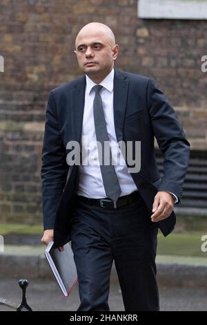 Sajid Javid, Staatssekretär für Gesundheit und Soziales, kommt an und verlässt die Downing Street für die wöchentliche Kabinettssitzung im Zentrum von London Stockfoto