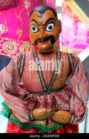 Rajasthani Puppentheater Kunst wird als Kathputli, Kathputli ist ein String Puppentheater, aus Rajasthan, Indien Stockfoto