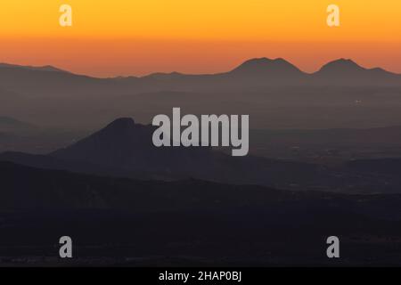 Sierra de Loja, Loja Mountain Range oder auch Sierra Gorda genannt, hat wunderschöne Landschaften, Loja, Provinz Granada, Spanien Stockfoto