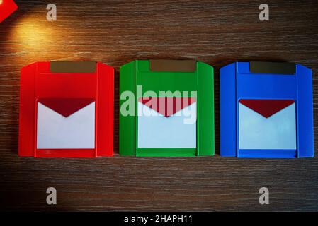 RGB magneto-optische Platten vintage Computer Speicher Hintergrund Stockfoto