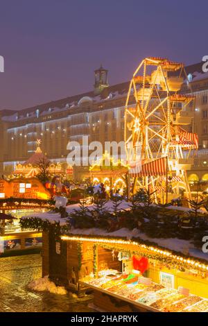 Striezel Weihnachtsmarkt, Dresden, Sachsen, Deutschland Stockfoto