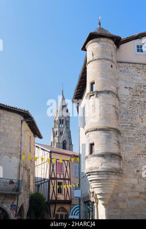 Kirche in Französisch Saint-Leonard-de-Noblat in der Haute-Vienne Stockfoto